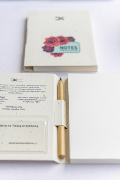 2025 linia eko zestaw dk roza lilia dlugopis kieszonka lookbook 15 411x616
