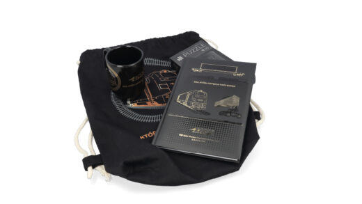 2025 LHS zestaw plecak kubek kalendarz puzzle liquid 3 520x293