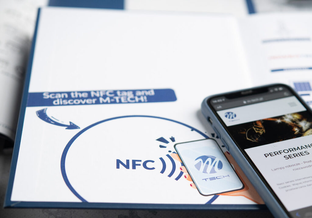 m tech notesy_Kreacja_wyklejka indywidualna_nfc 1a 1024x717